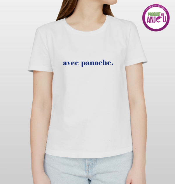 T shirt design blanc pour femme litteraire élégant